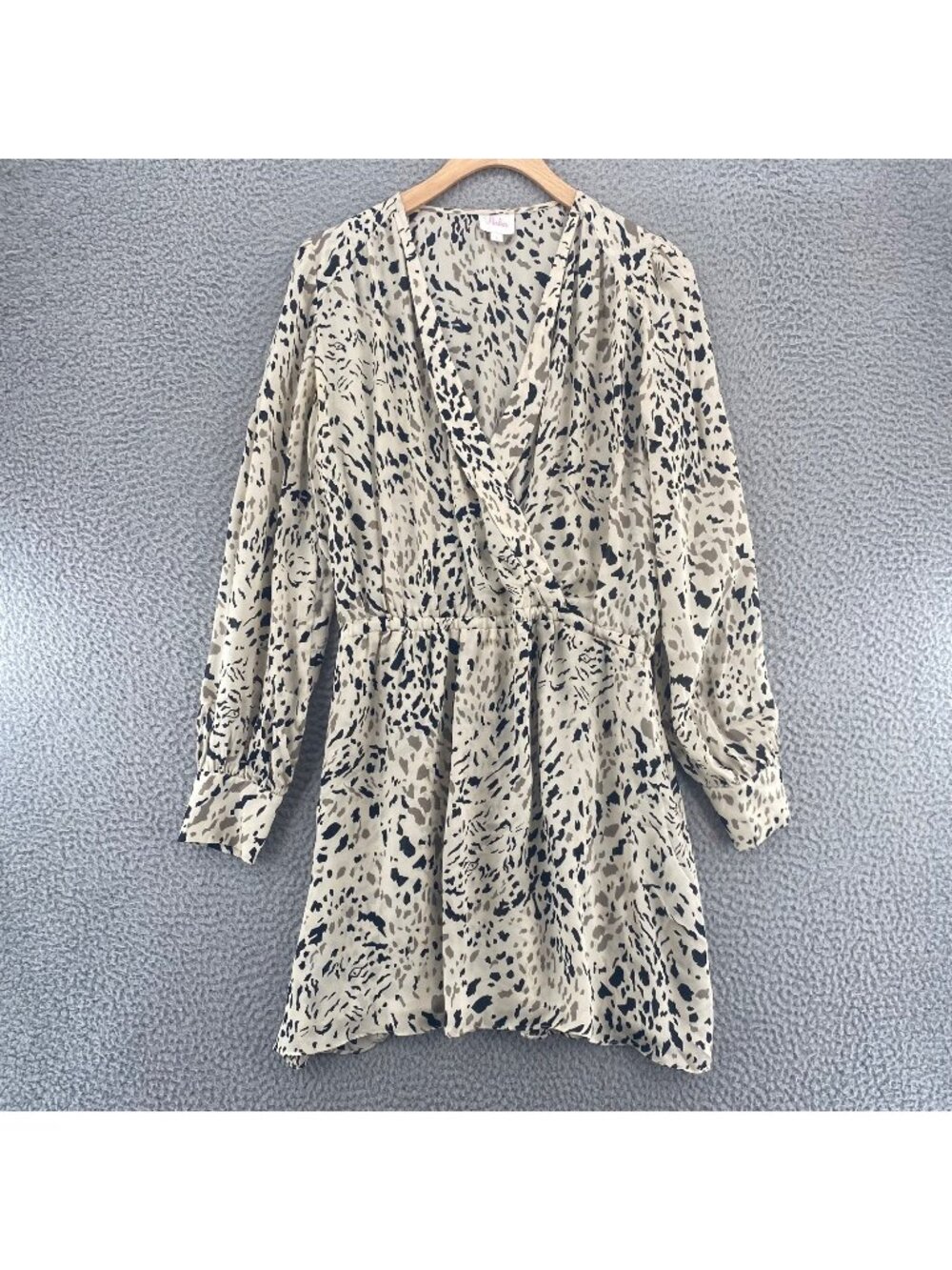 Parker Dress Womens L Ivory Animal Print Silk Surplice V Neck Long Sleeves Mini